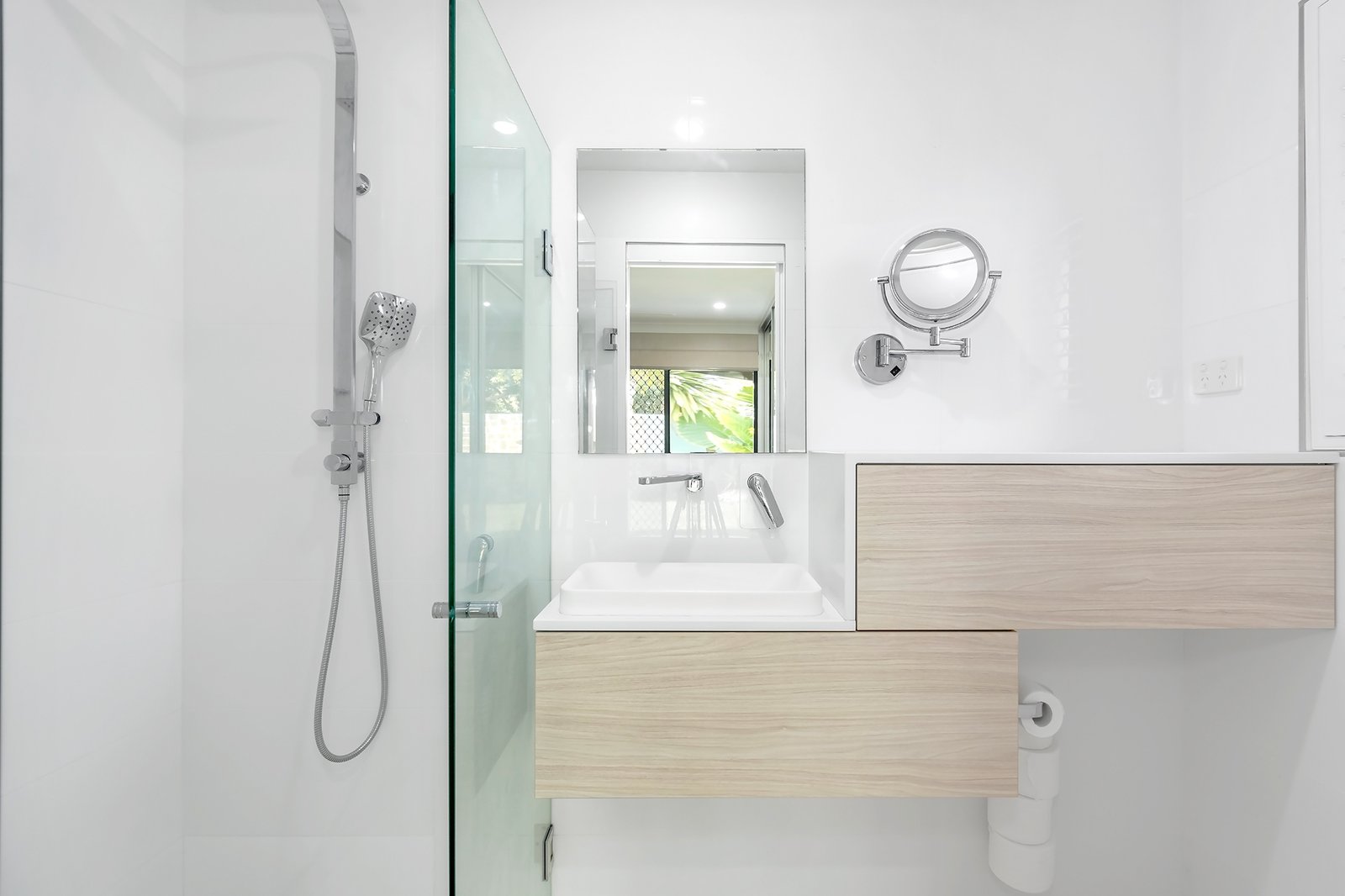 112 Bardon Avenue MIAMI 8