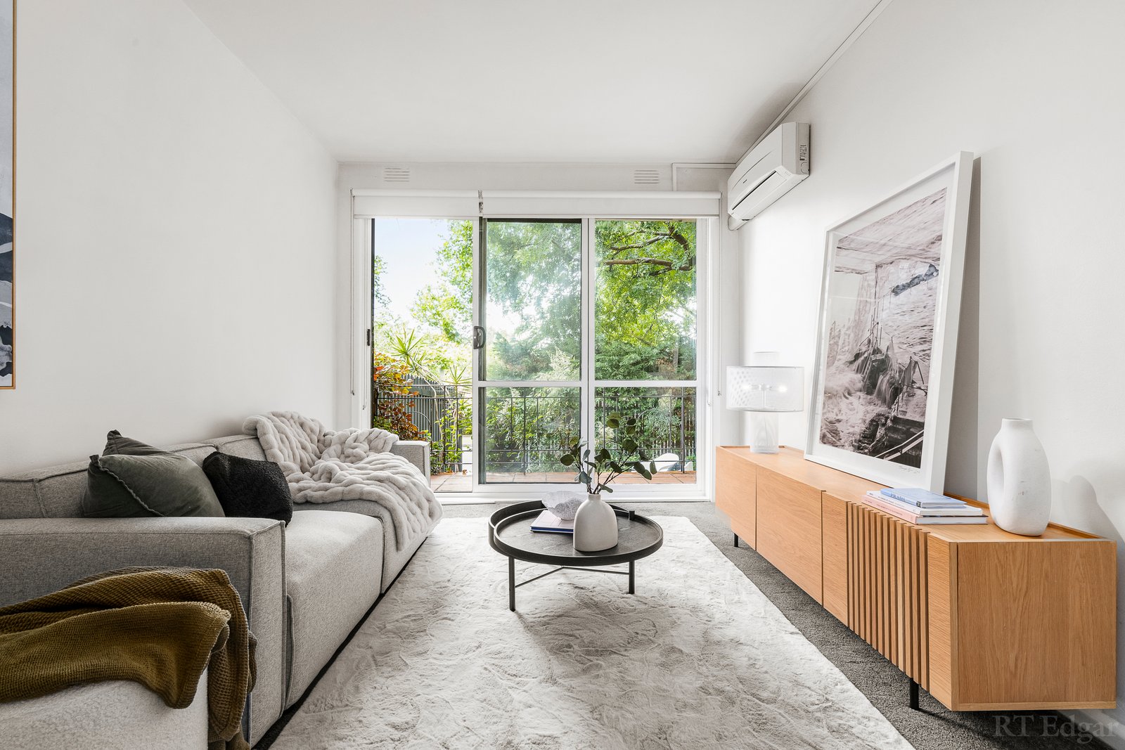 Real Estate and Property in 1/12 Belmont Avenue, Glen Iris, VIC