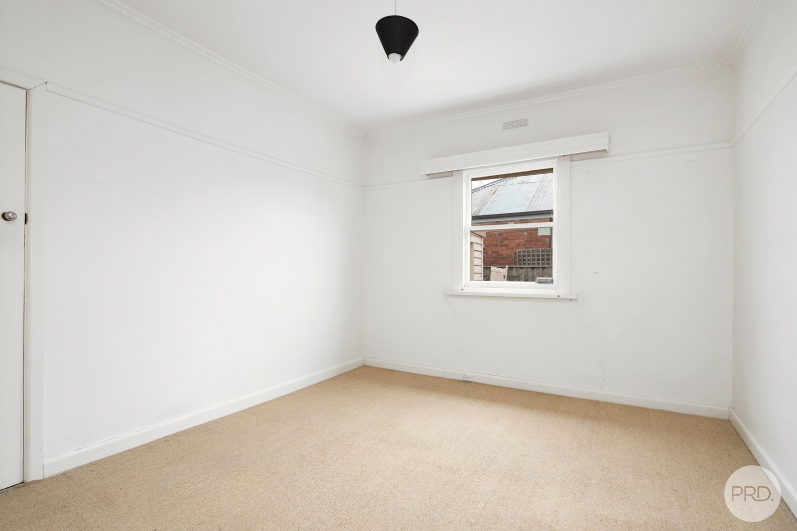 112 Beverin Street SEBASTOPOL 10