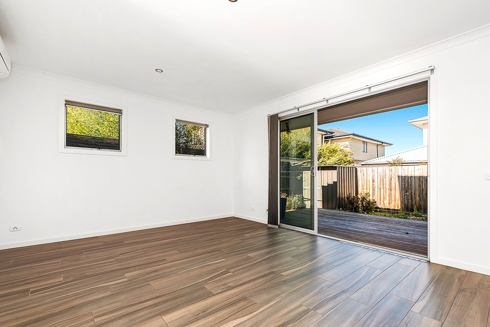 Gallery: 1/12 Boyd Avenue