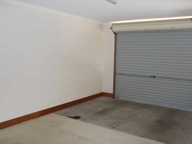 1/12 Chapple Court BOYNE ISLAND 12