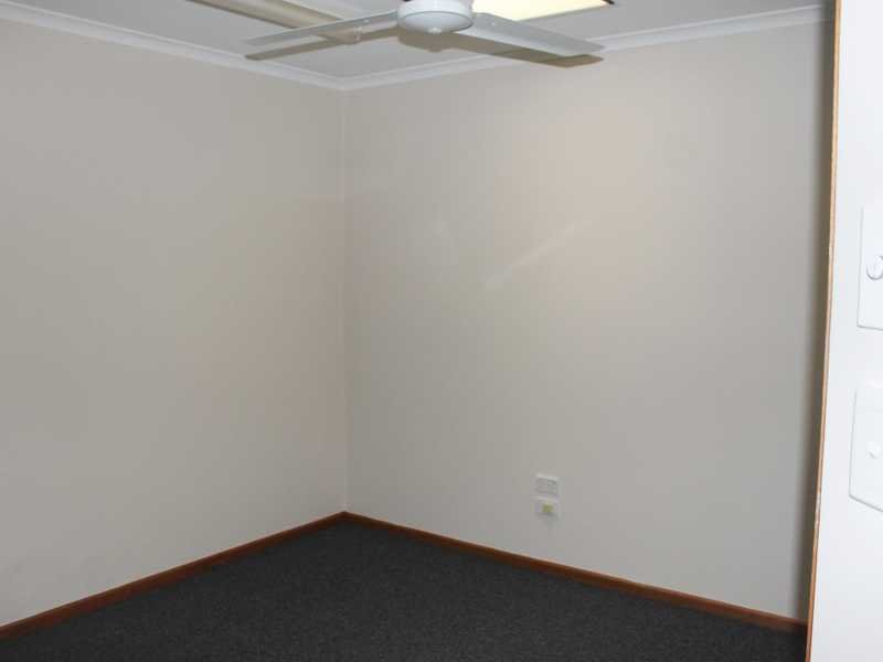 1/12 Chapple Court BOYNE ISLAND 19