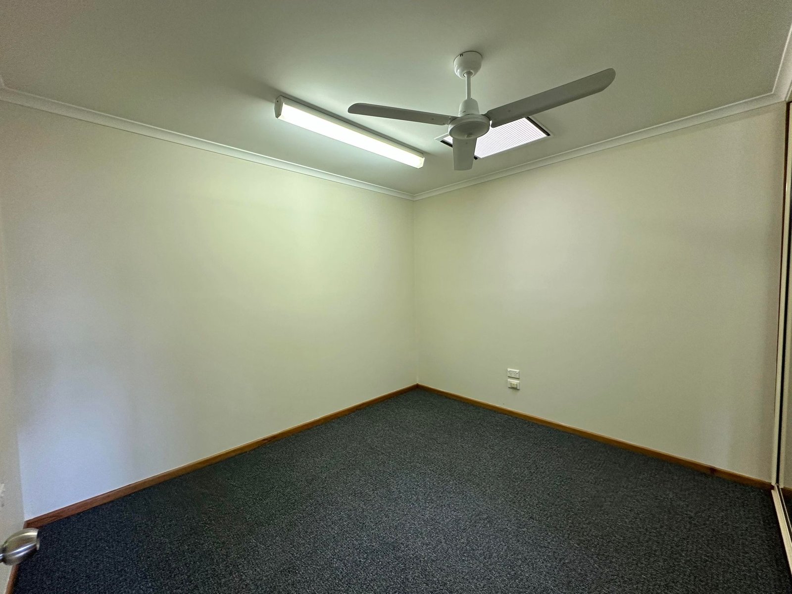1/12 Chapple Court BOYNE ISLAND 6