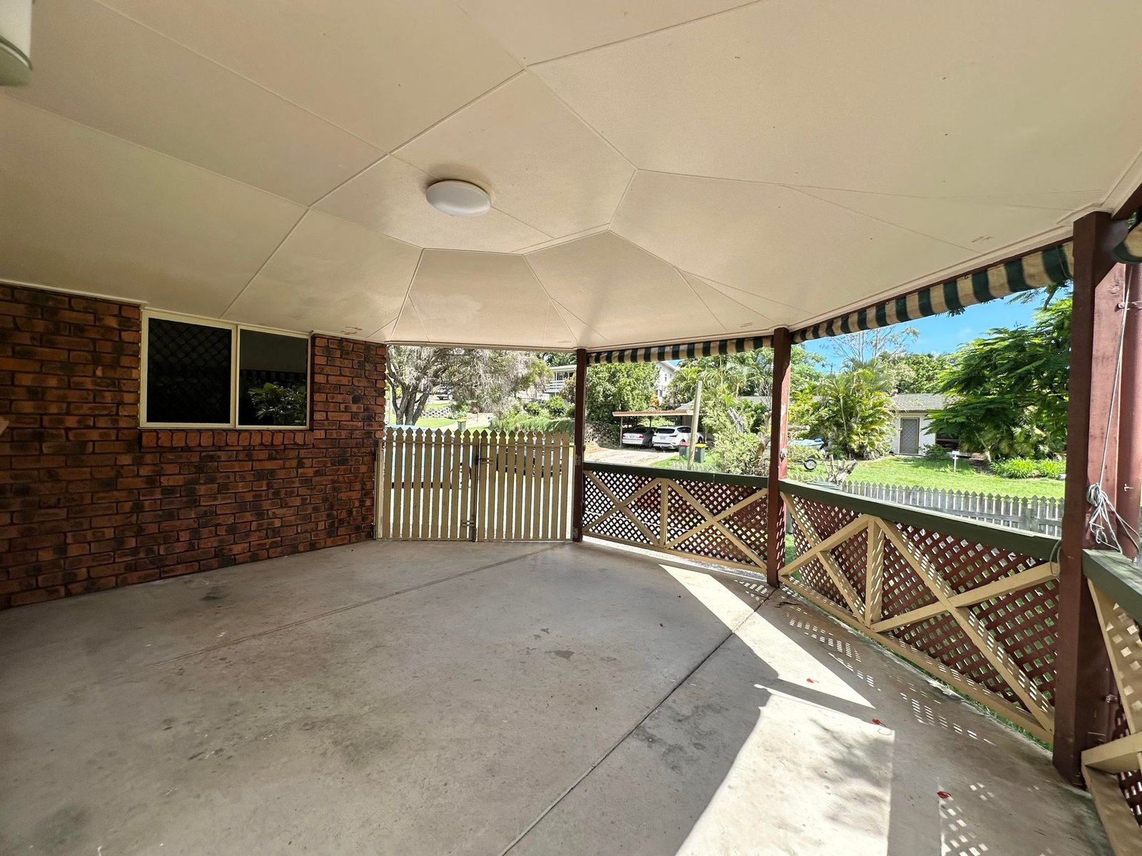 1/12 Chapple Court BOYNE ISLAND 14