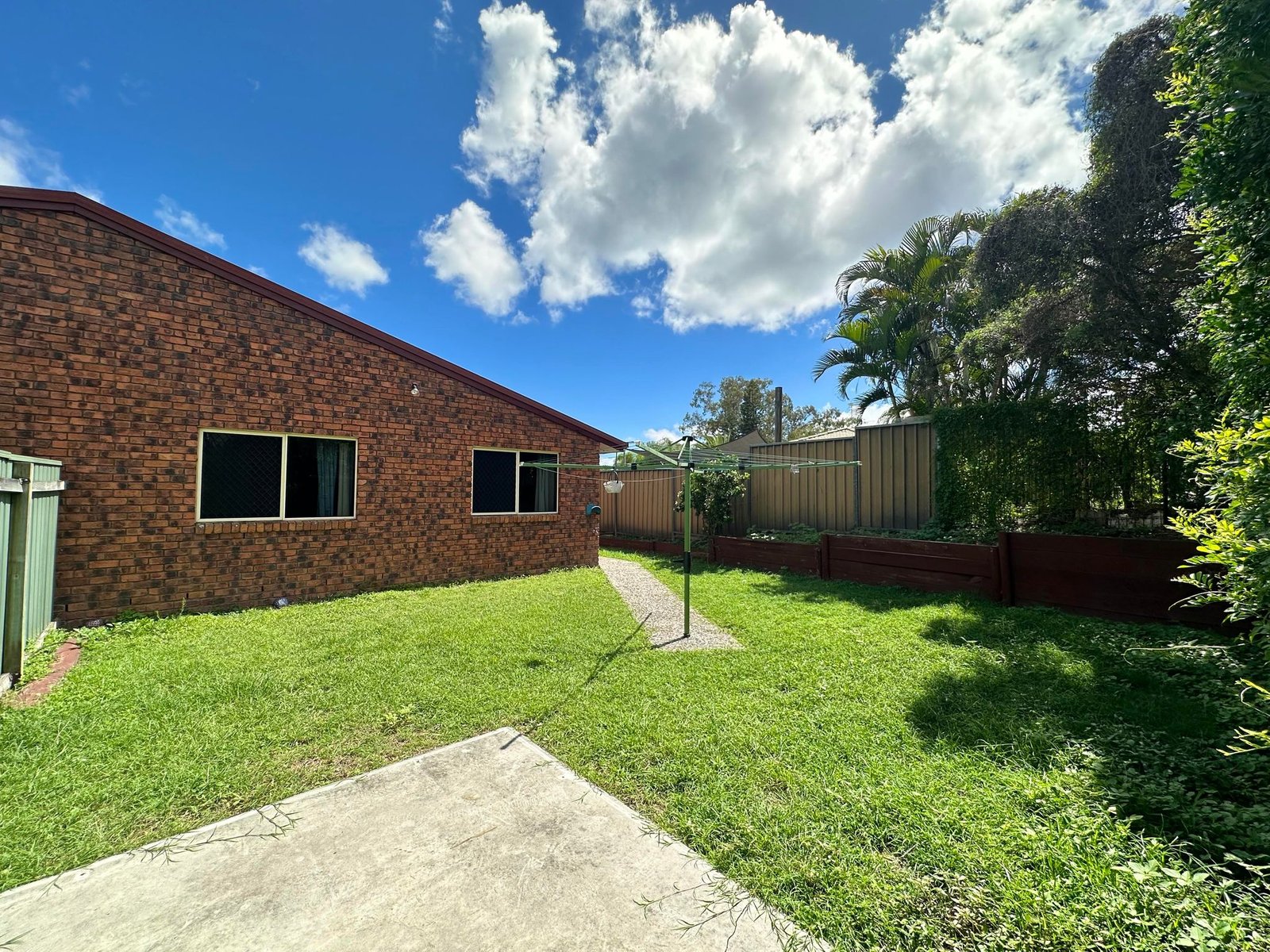 1/12 Chapple Court BOYNE ISLAND 16