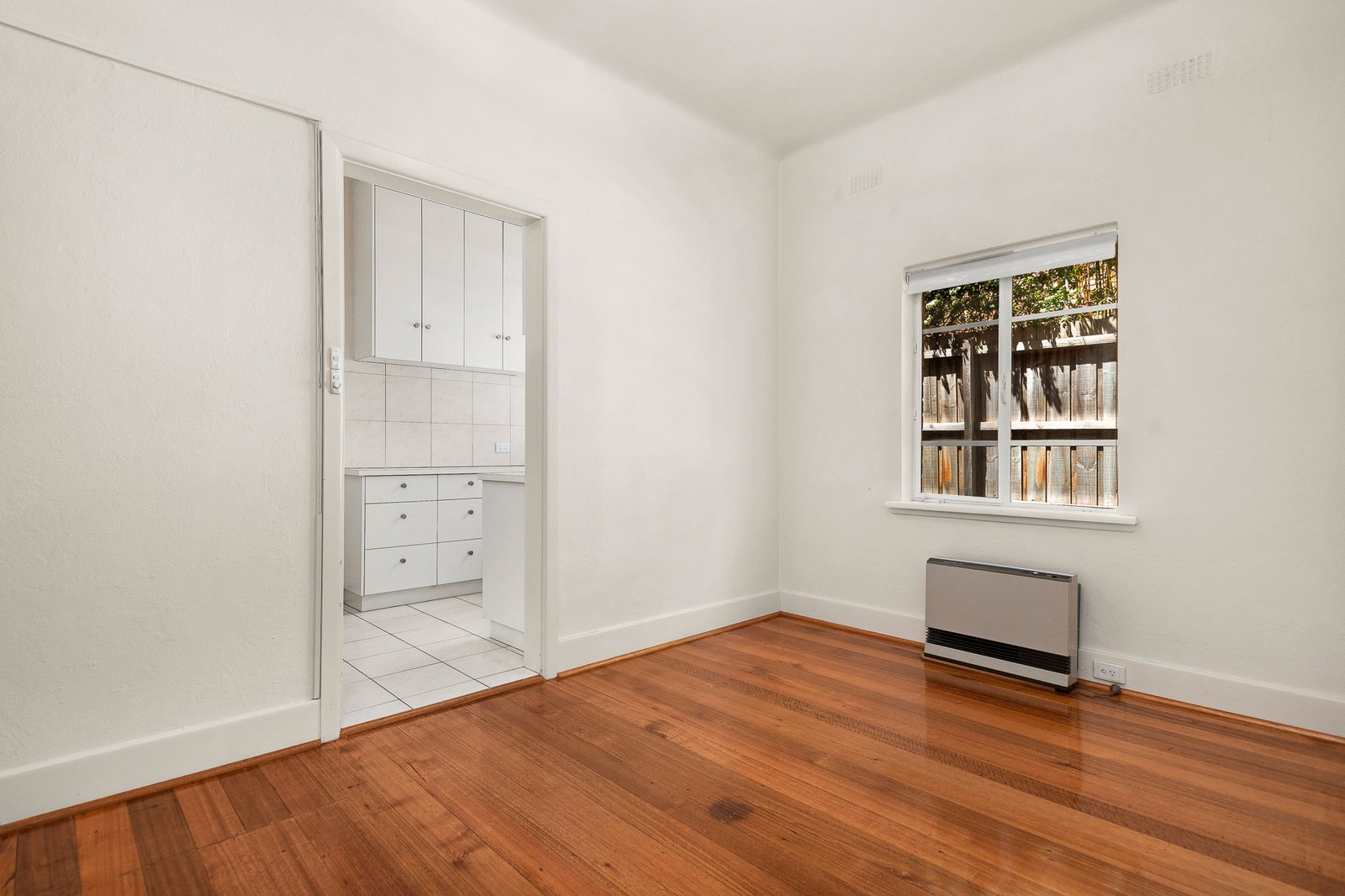 Real Estate and Property in 1/12 Chastleton Avenue, Toorak, VIC