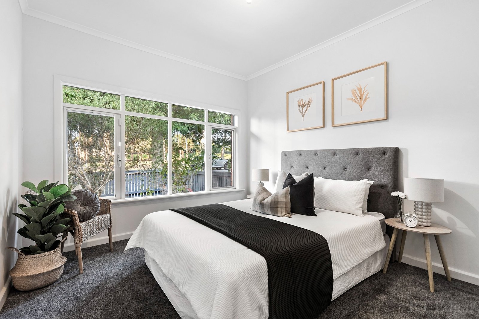 Real Estate and Property in 1/12 Chatham Road, Canterbury, VIC