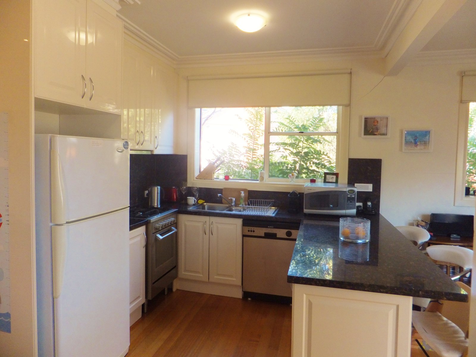 Gallery: 1/12 Crete Avenue