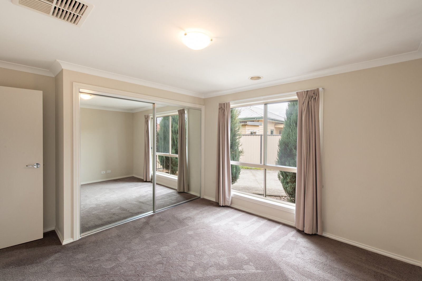 Gallery: 1/12 Edwards Street