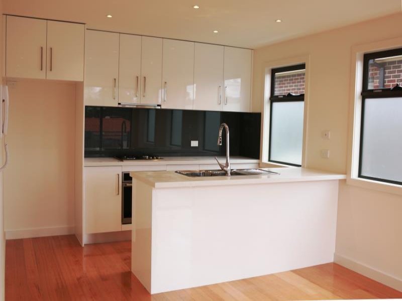 Gallery: 1/12 Eleanor Street