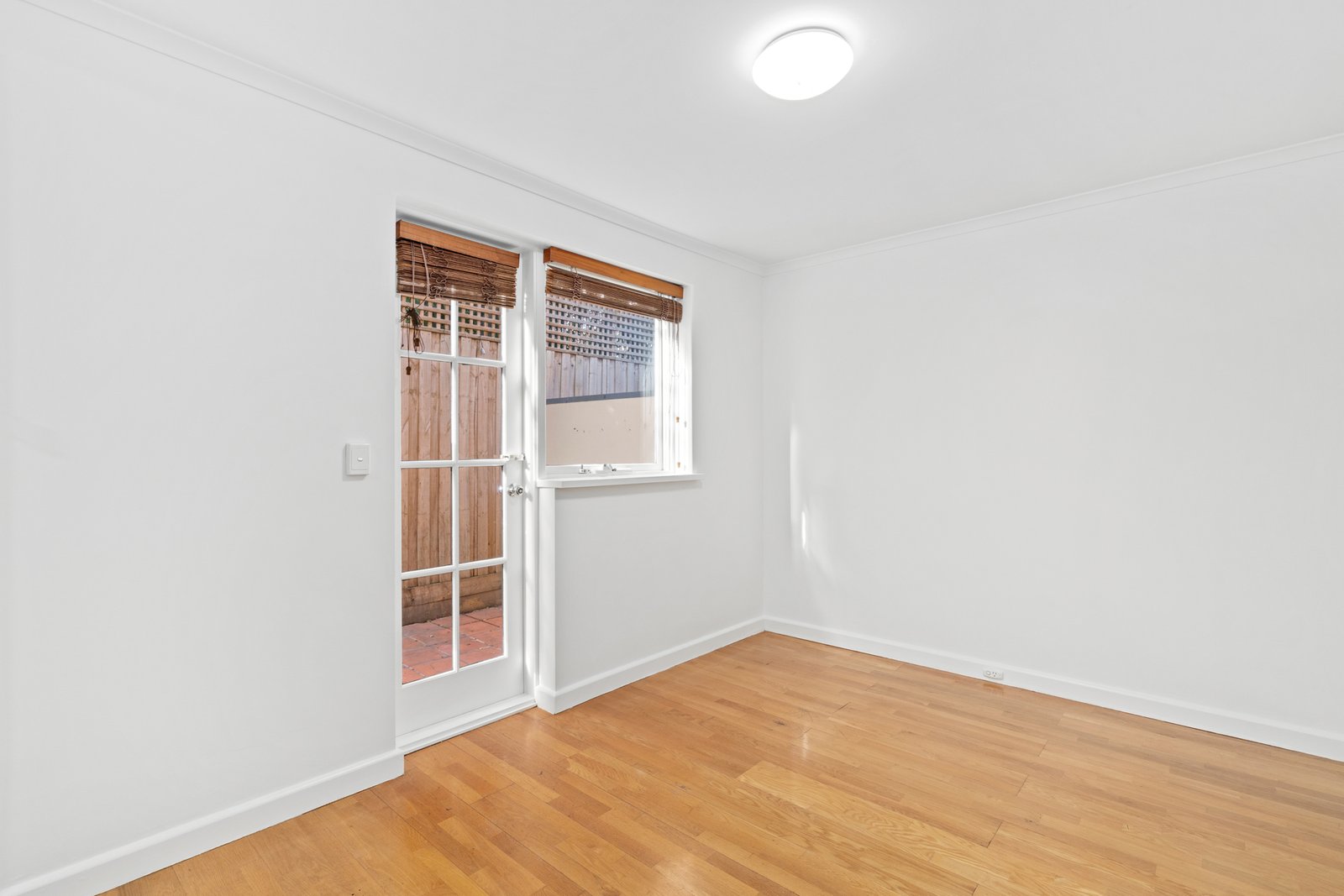 Gallery: 11/2 Emilton Avenue