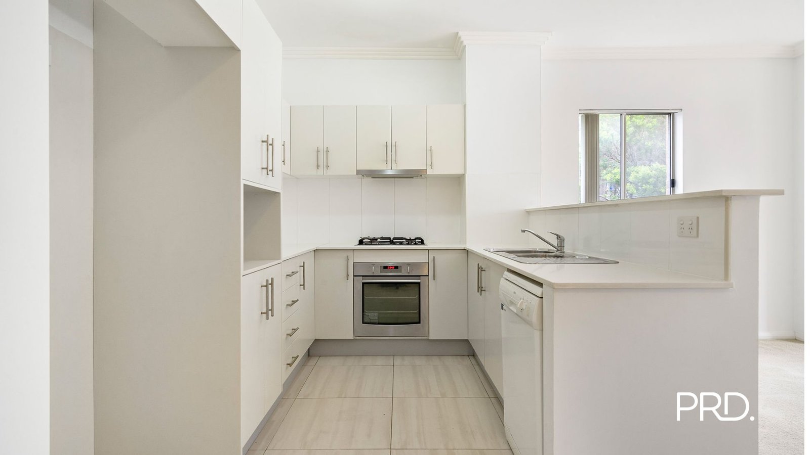 11/2 Fifth Ave  Blacktown 2