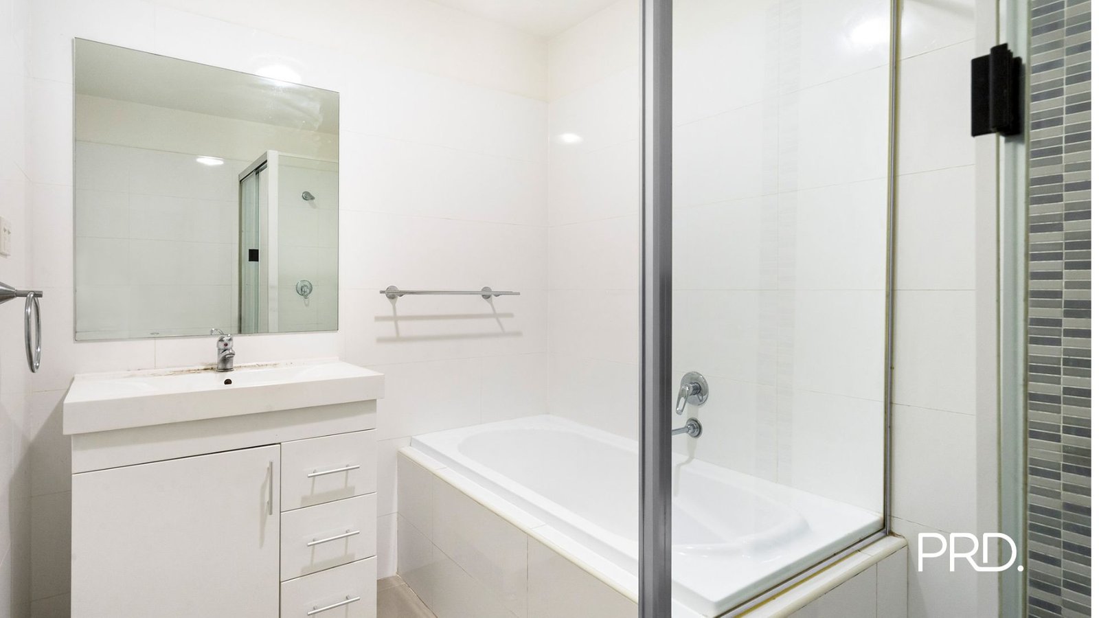 11/2 Fifth Ave  Blacktown 4