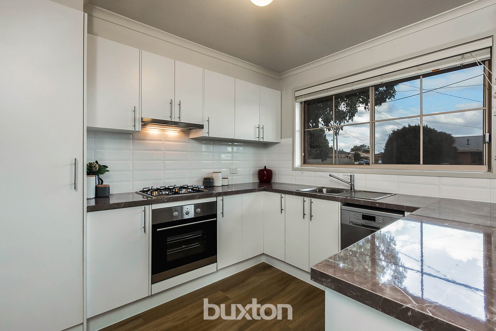 Gallery: 1/12 Freesia Court