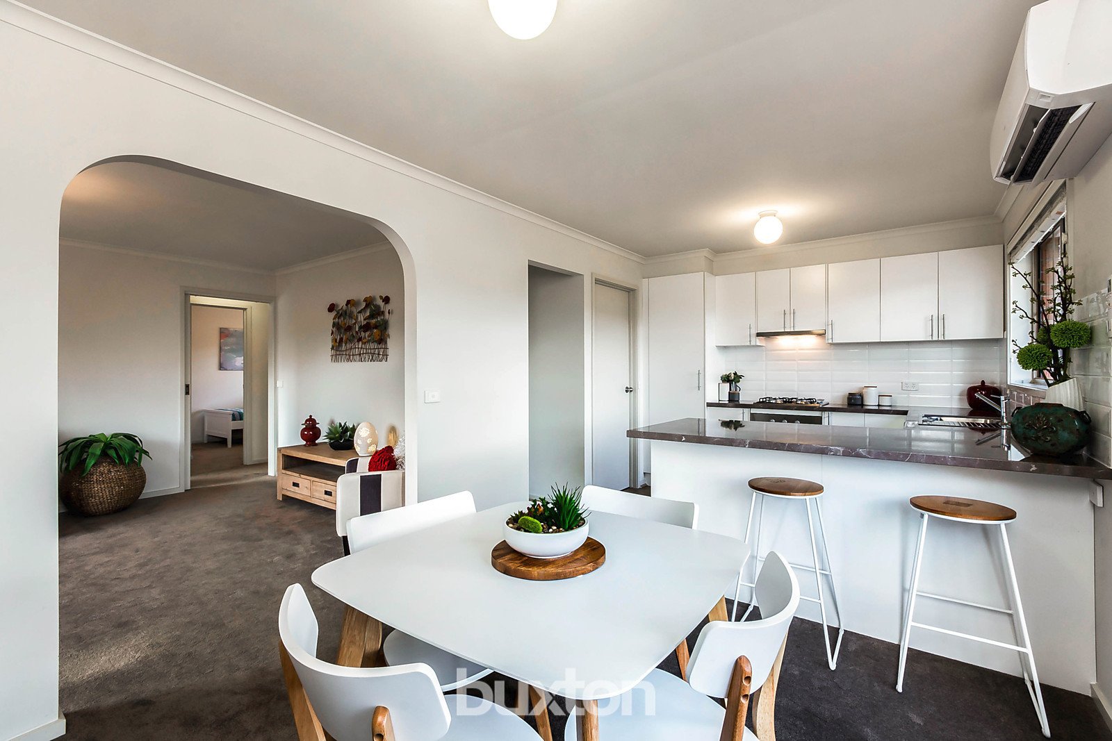 Gallery: 1/12 Freesia Court