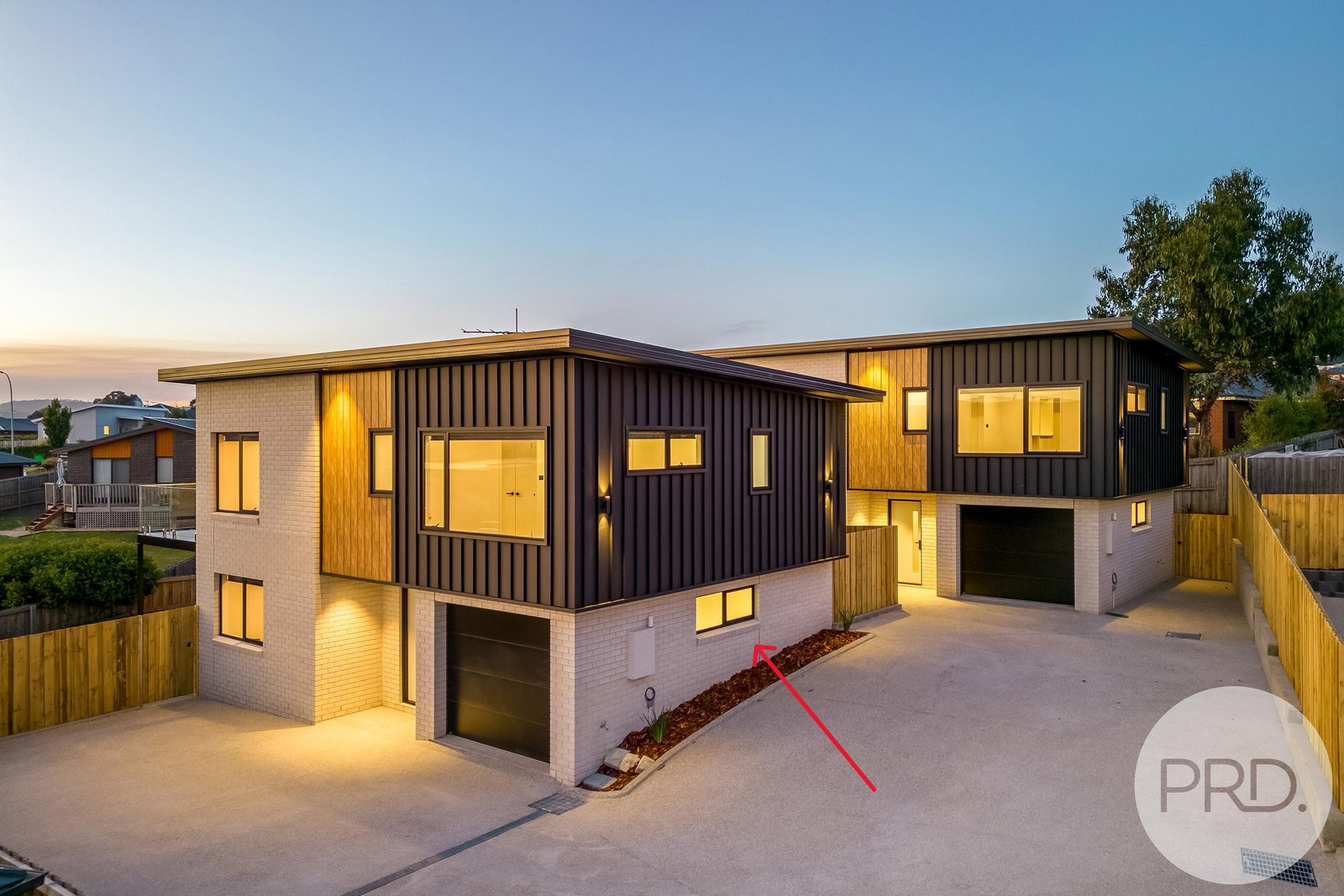 1/12 Garrett Court OAKDOWNS 1