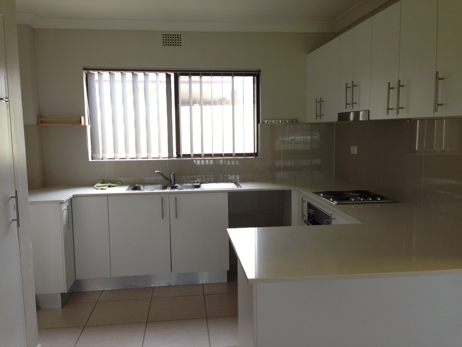 1/12 George Street BERKELEY 2