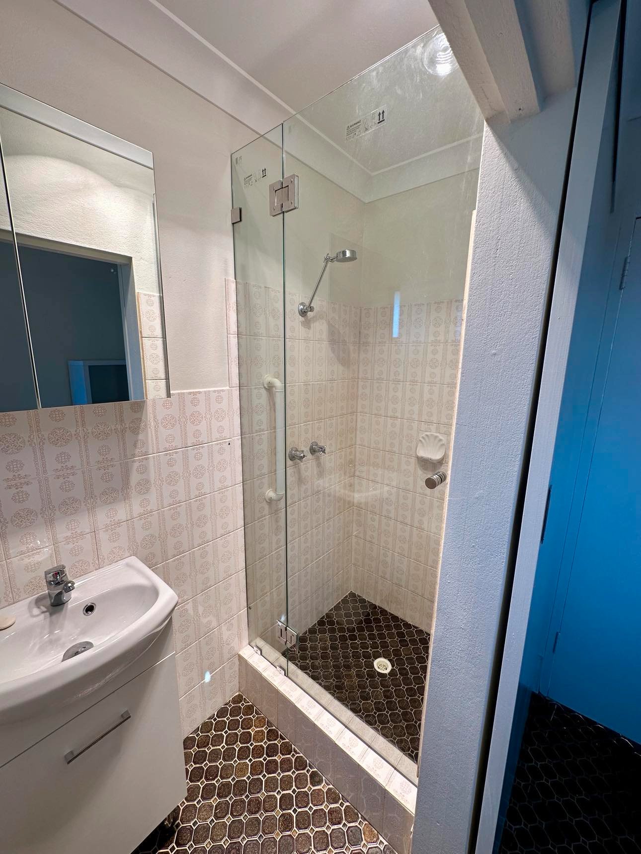 1/12 Gilbert Street TUMBARUMBA 4