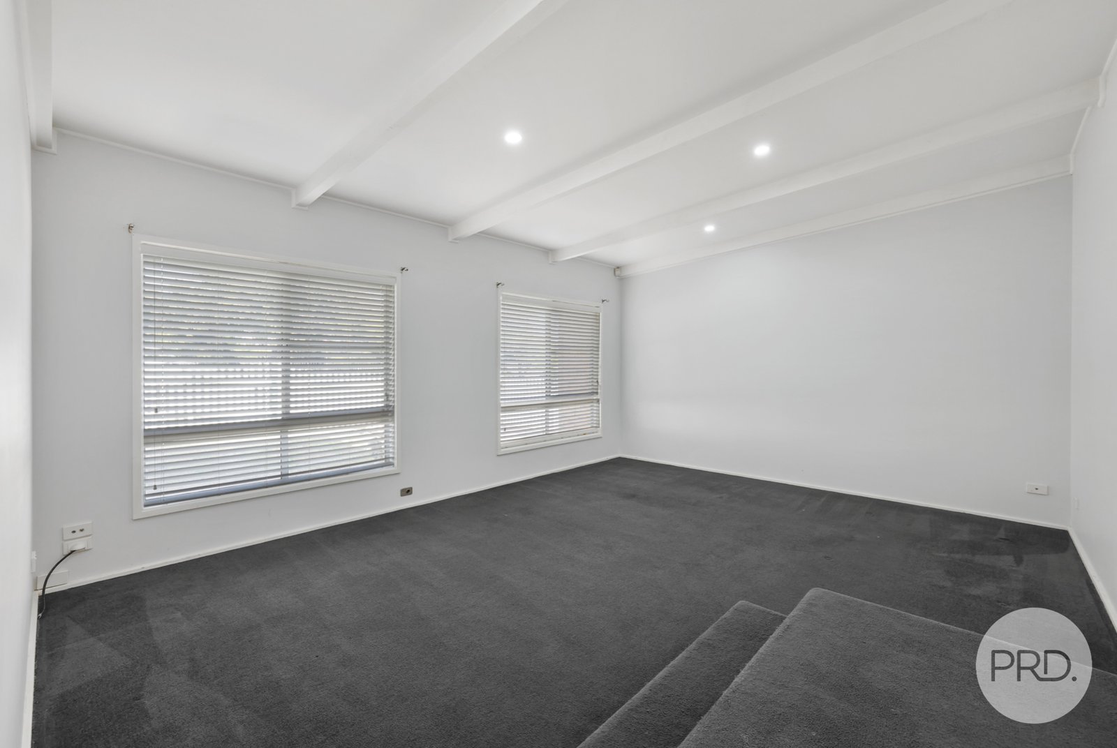 112 Hillvue Road SOUTH TAMWORTH 5