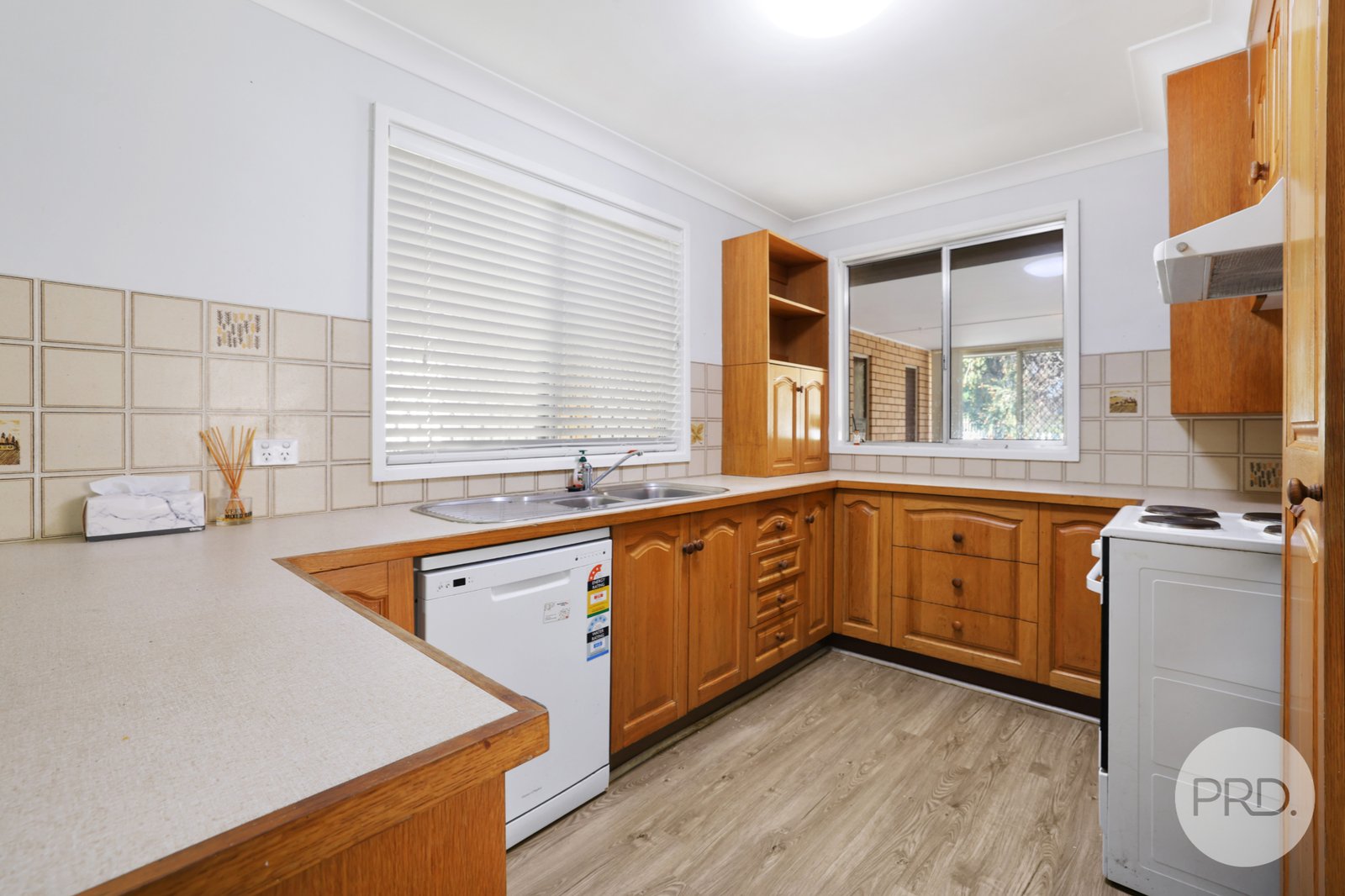 112 Hillvue Road SOUTH TAMWORTH 7