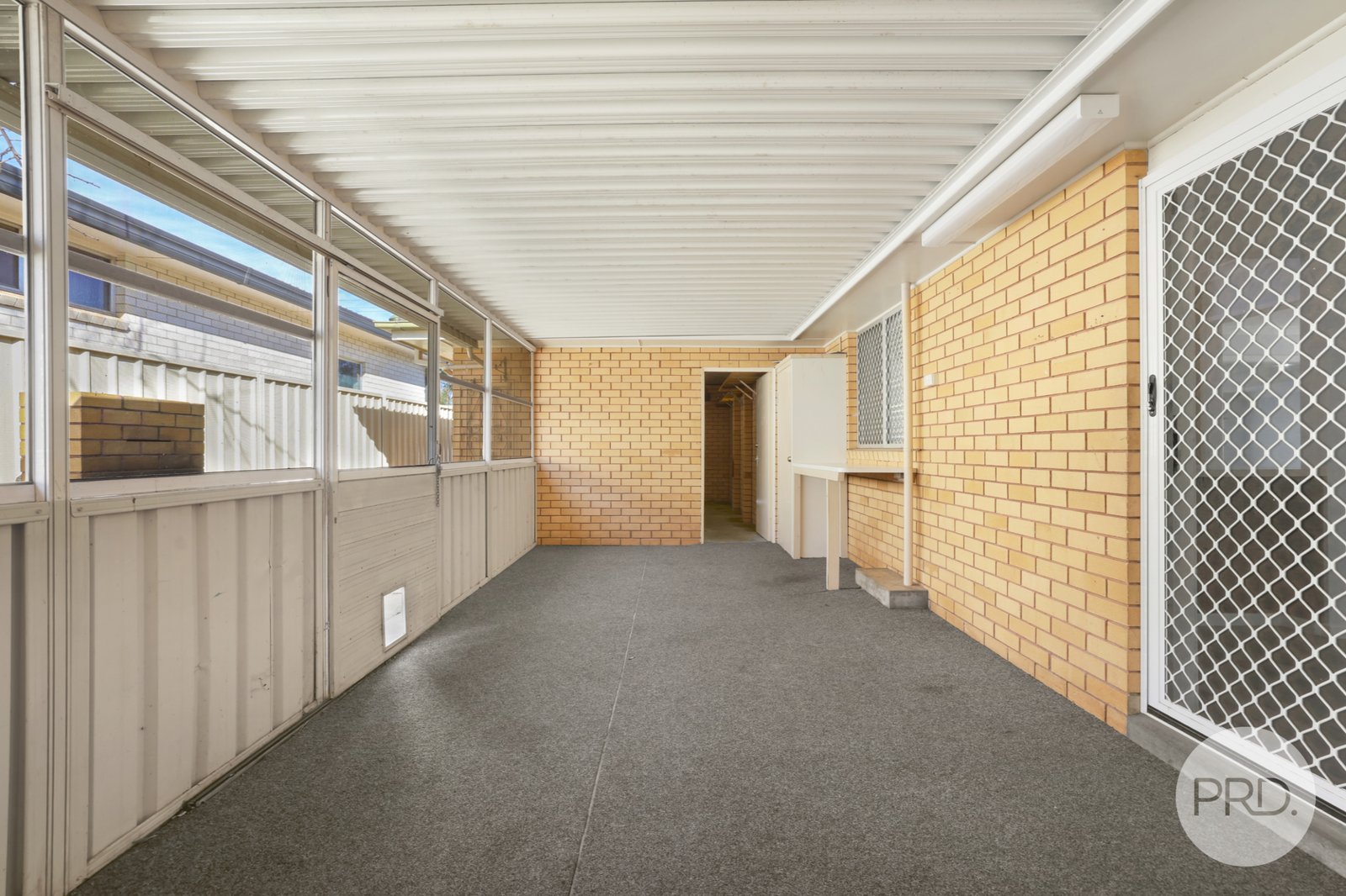 112 Hillvue Road SOUTH TAMWORTH 11