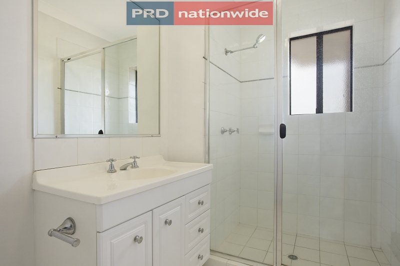 11/2 Johnston Street SOUTHPORT 9