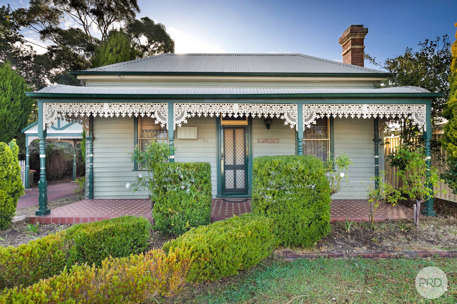 112 Lane Street BROWN HILL 1