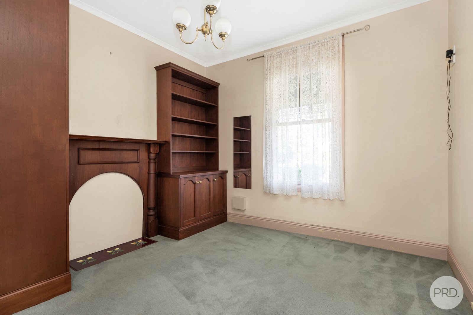 112 Lane Street BROWN HILL 6