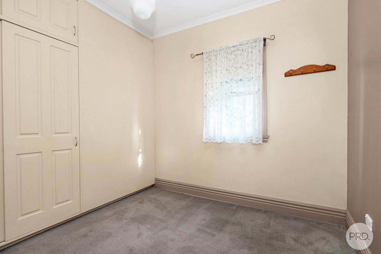 112 Lane Street BROWN HILL 9