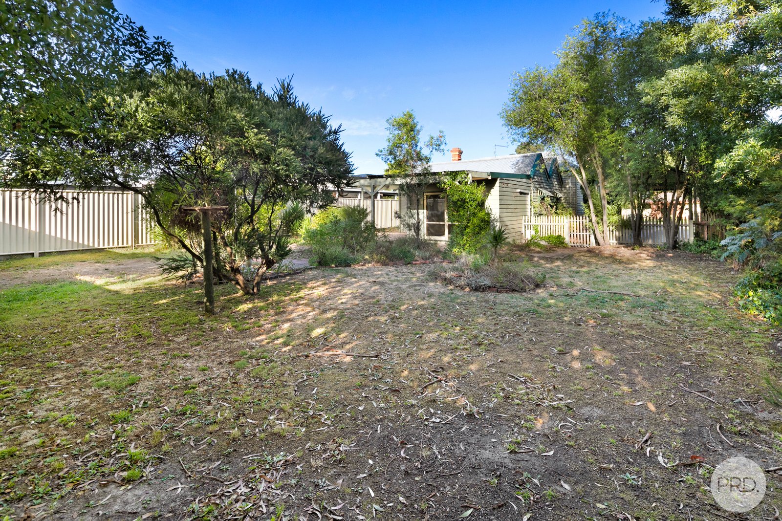 112 Lane Street BROWN HILL 12