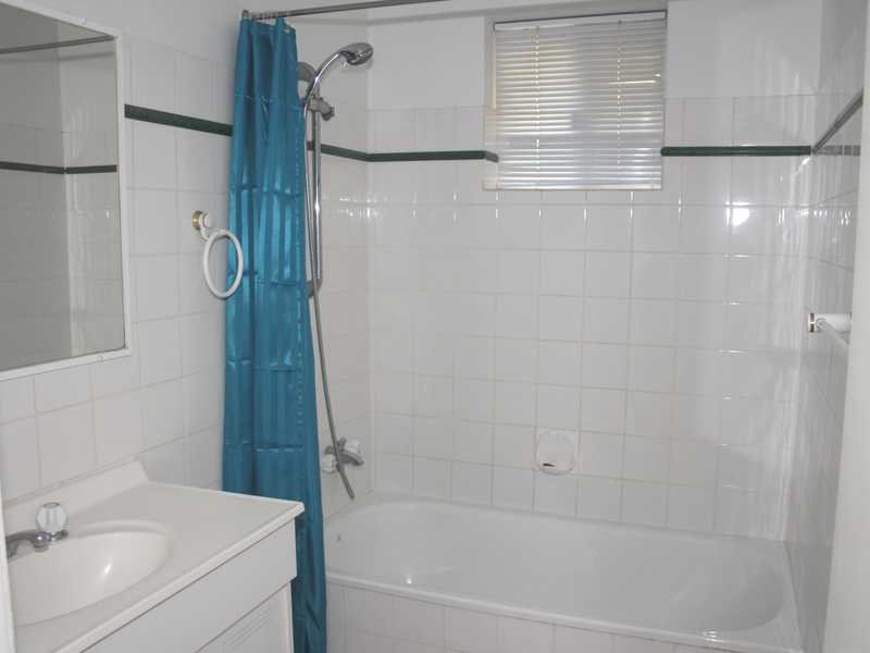 1/12 Little Street ALBION 5