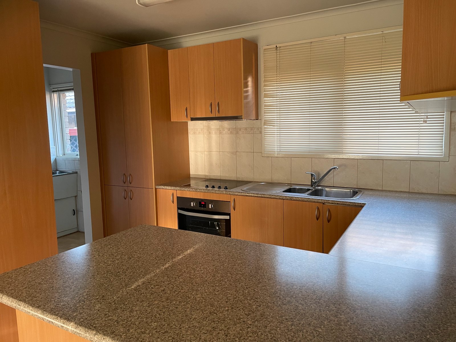 Gallery: 1/12 Llewellyn Street