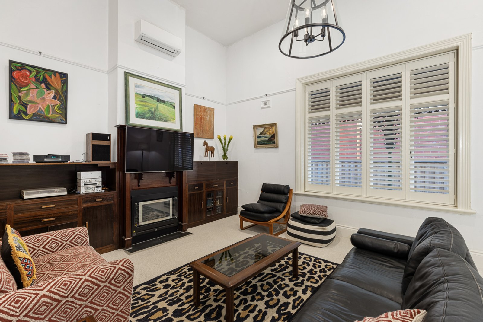 Gallery: 112 Lyons Street South