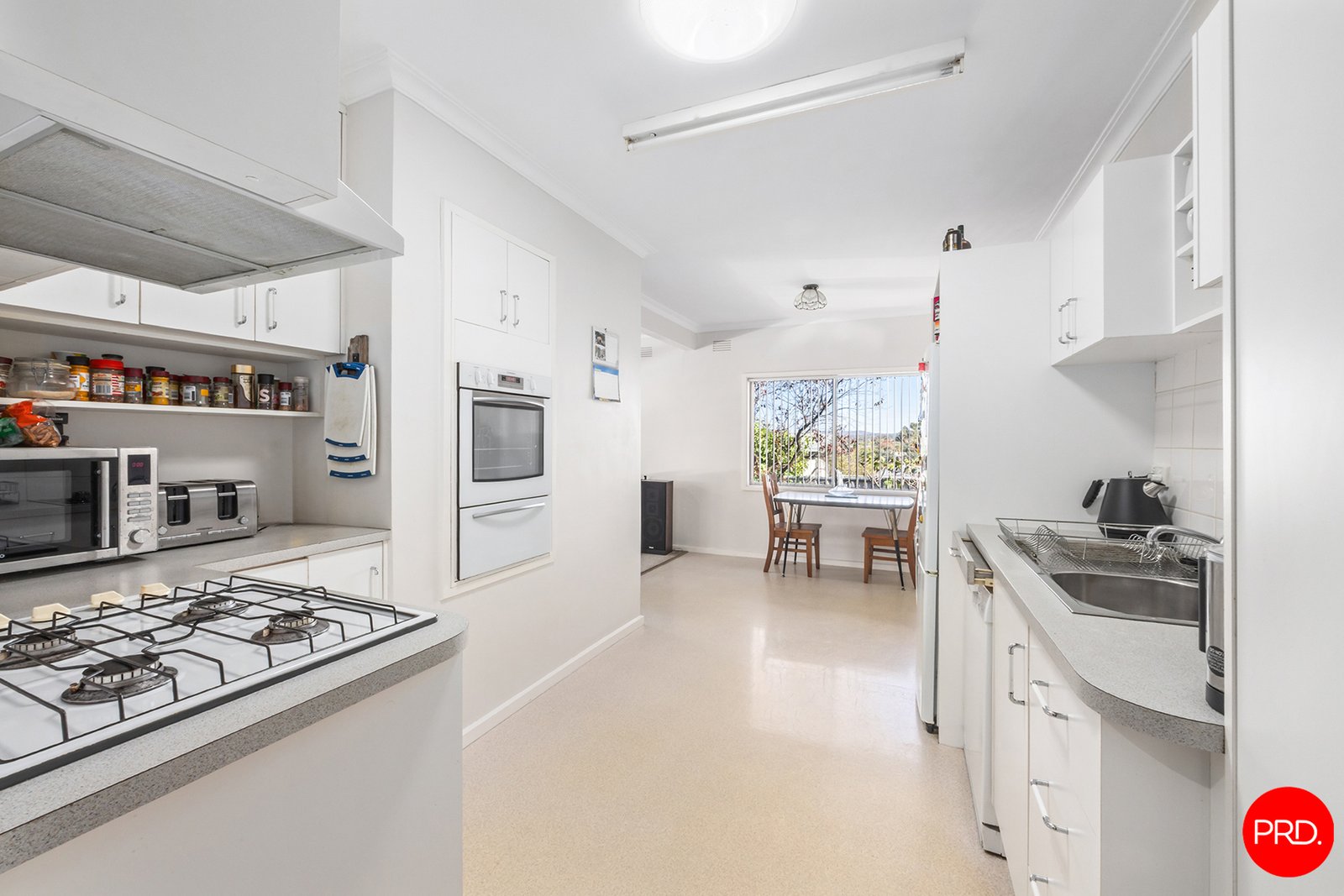 112 Mackenzie Street West  GOLDEN SQUARE 10