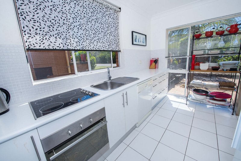 1/12 Marine Drive FINGAL BAY 2