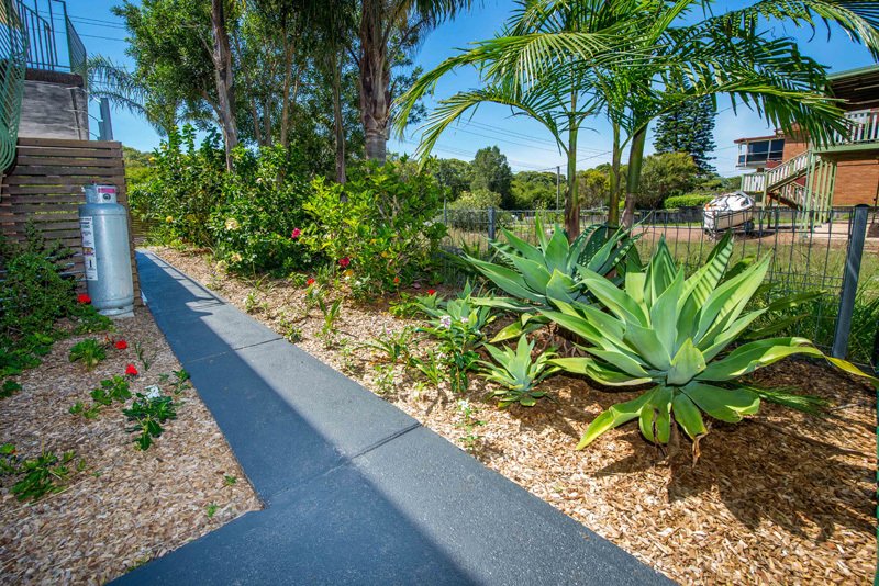 1/12 Marine Drive FINGAL BAY 18