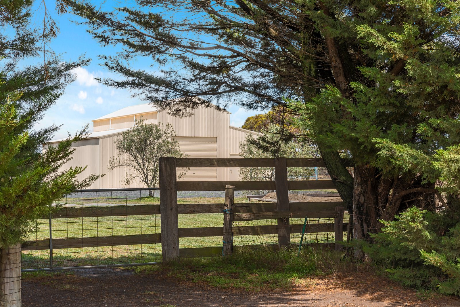 Real Estate and Property in 112 Mcdonalds Lane, Riddells Creek, VIC