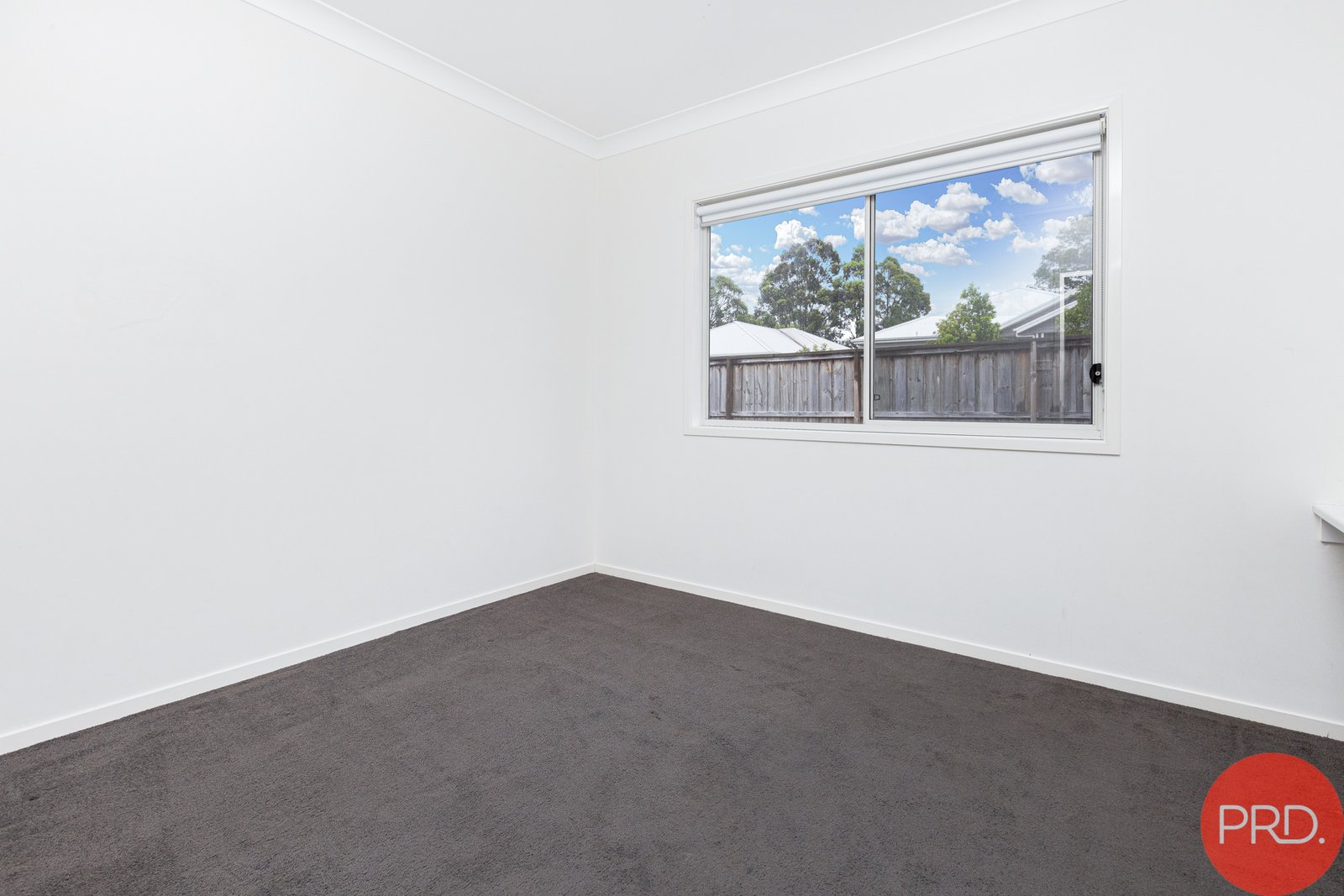 1/12 McGlinchey Crescent THORNTON 4