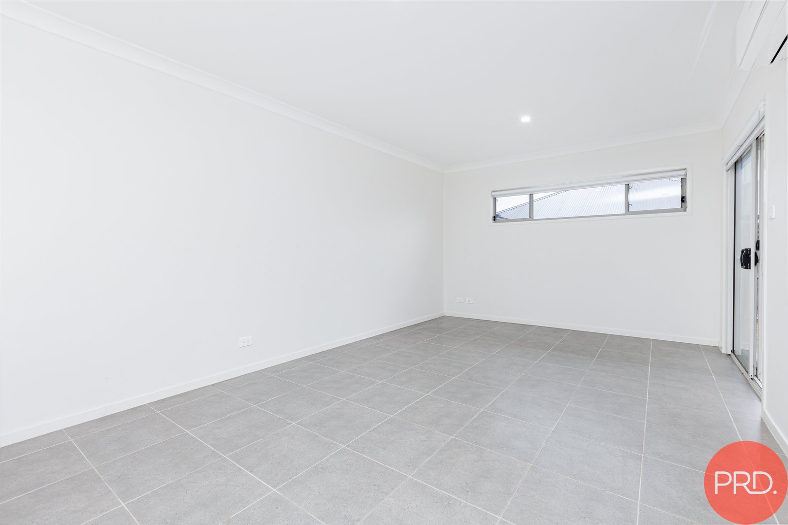 1/12 McGlinchey Crescent THORNTON 5