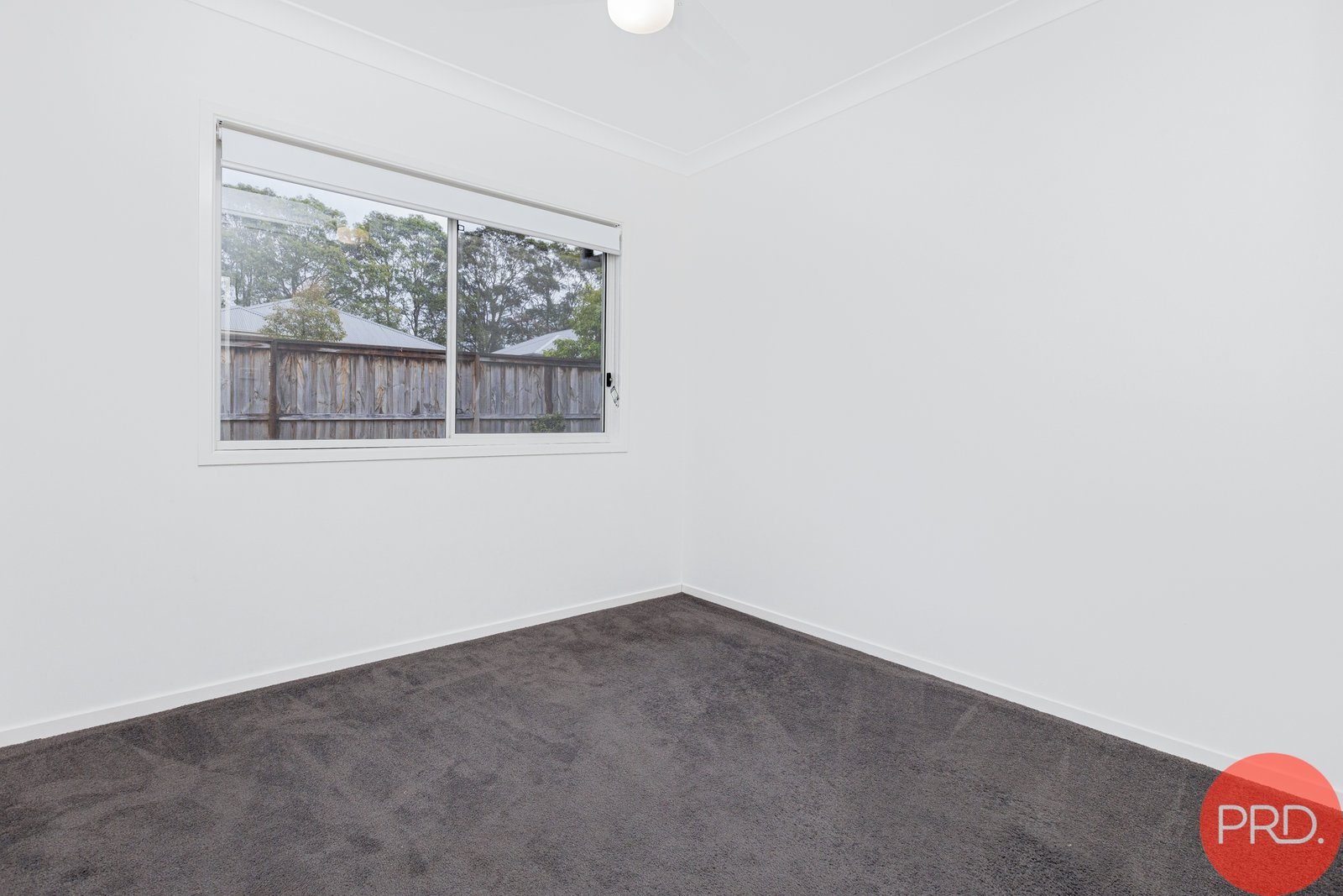 1/12 McGlinchey Crescent THORNTON 11