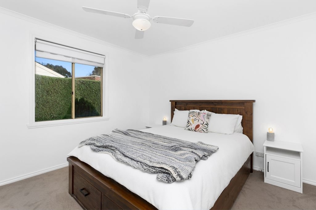 Gallery: 1/12 Meadowvale Drive