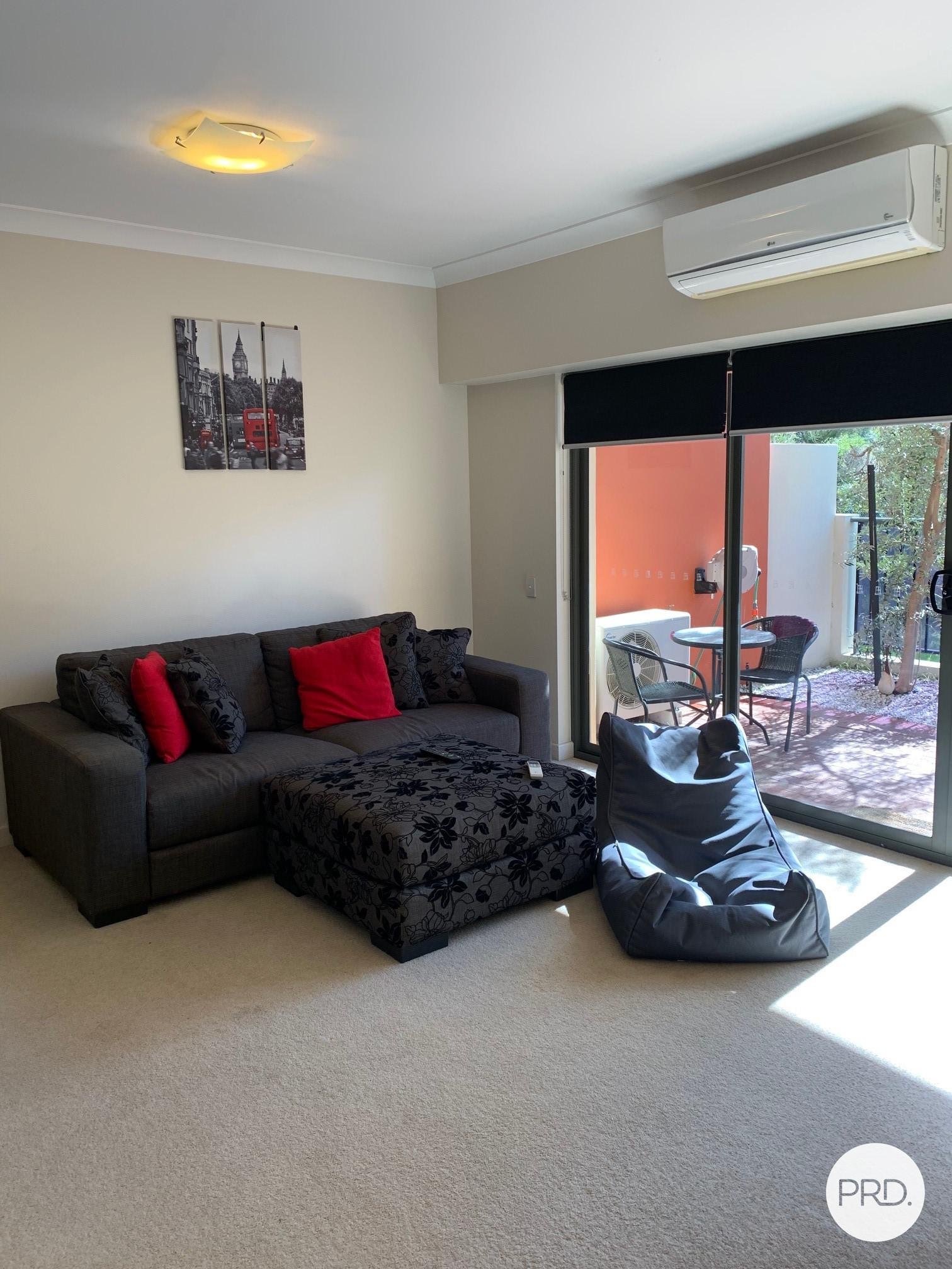 11/2 Molloy Promenade JOONDALUP 3