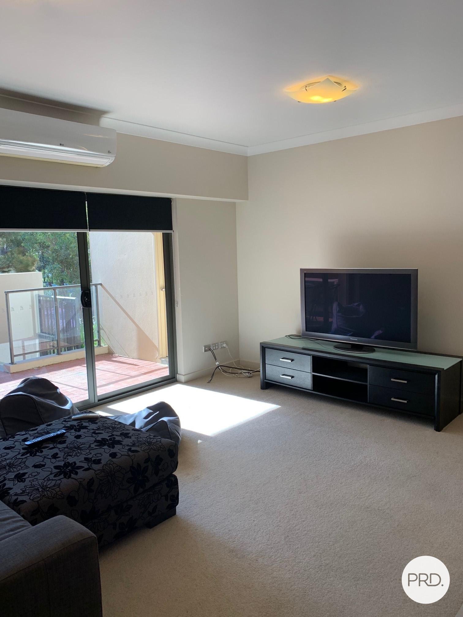 11/2 Molloy Promenade JOONDALUP 4