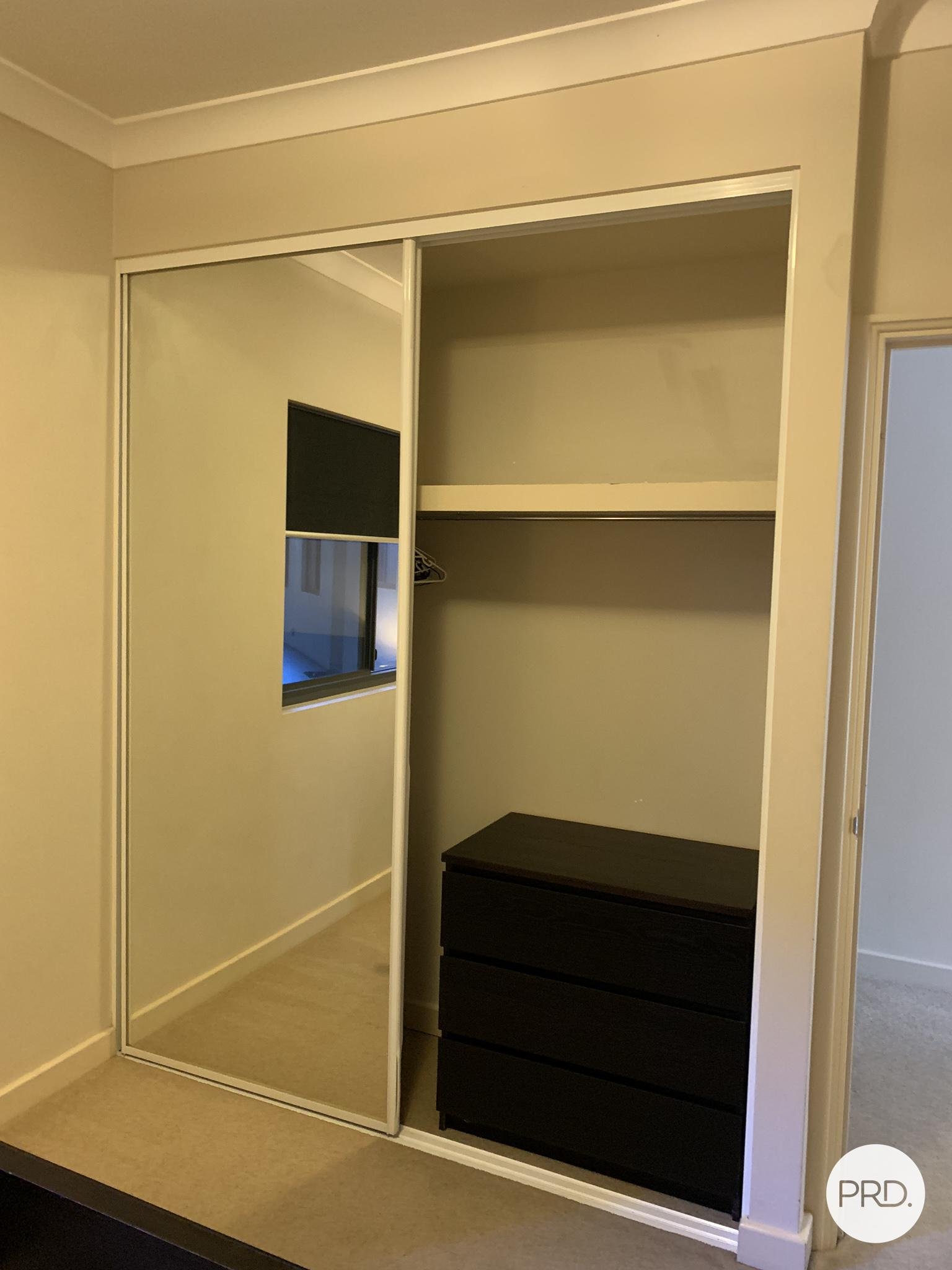 11/2 Molloy Promenade JOONDALUP 8