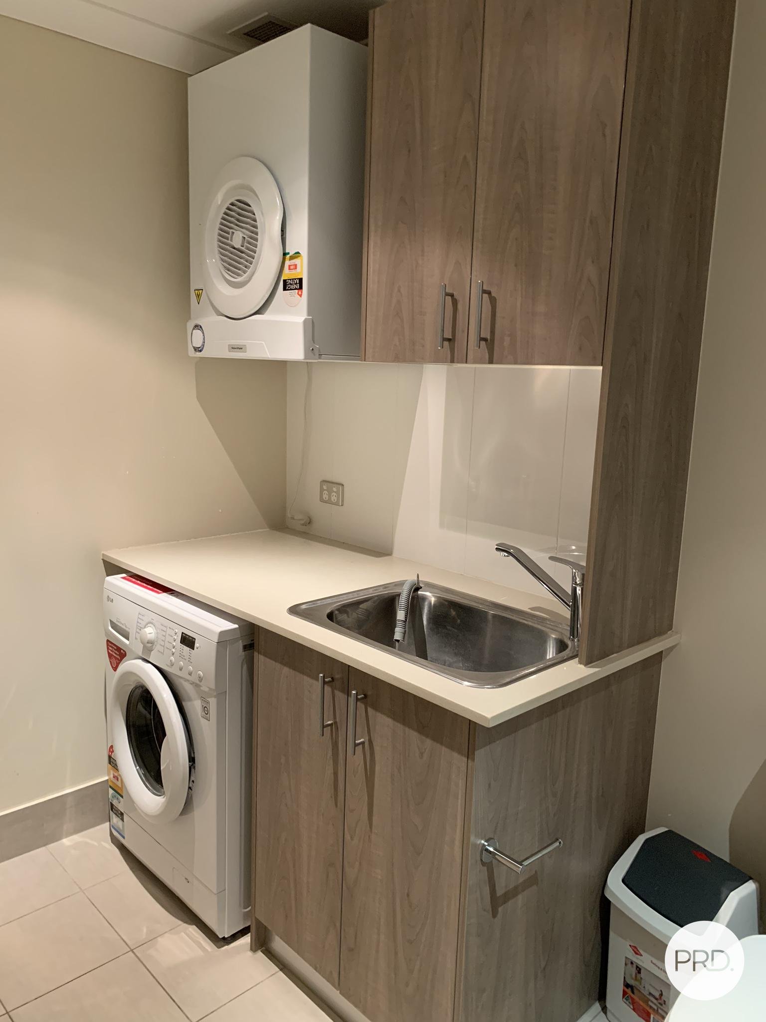 11/2 Molloy Promenade JOONDALUP 12