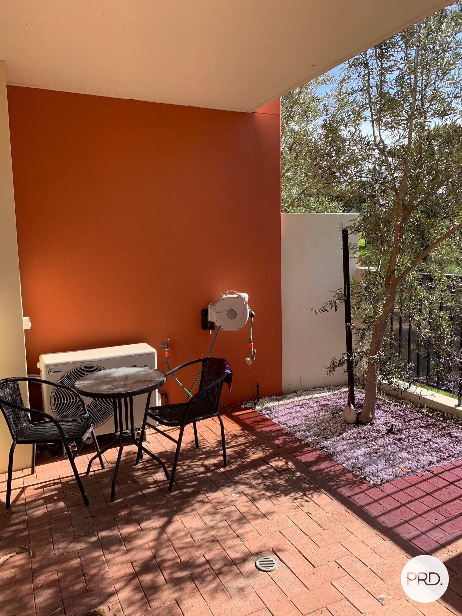 11/2 Molloy Promenade JOONDALUP 14