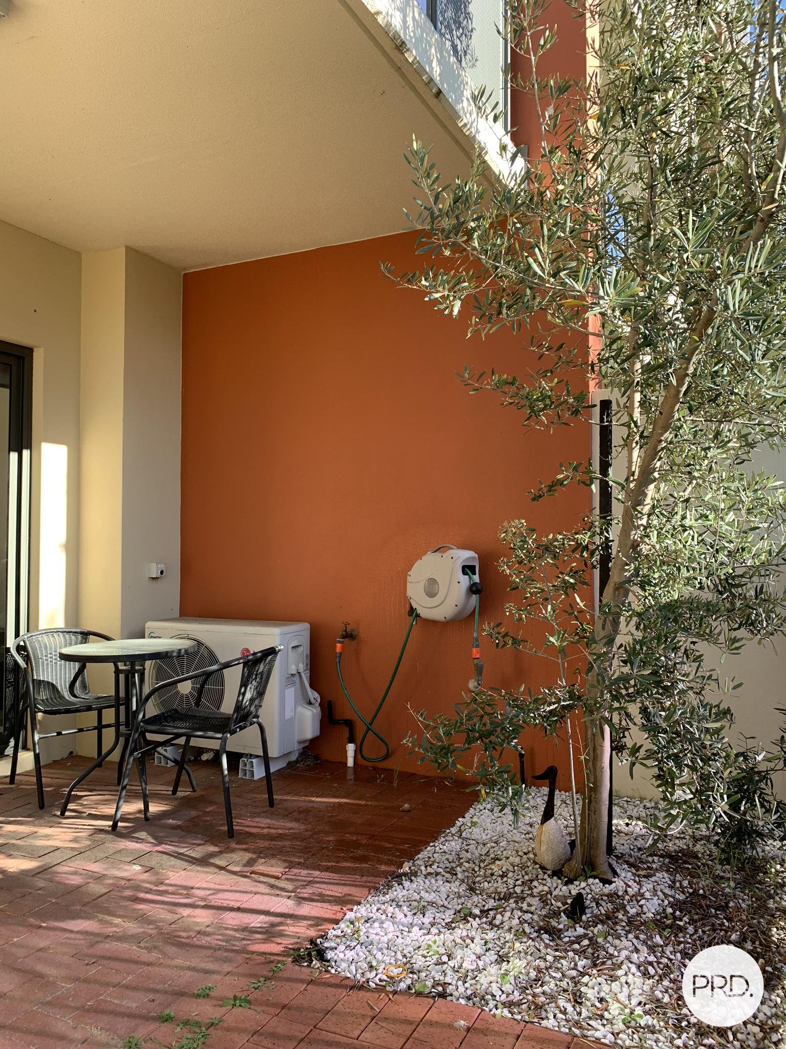 11/2 Molloy Promenade JOONDALUP 15