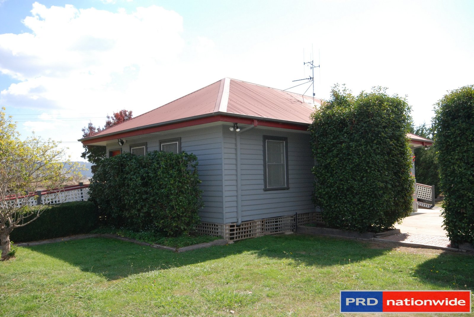 112 Molonglo Street BUNGENDORE 2