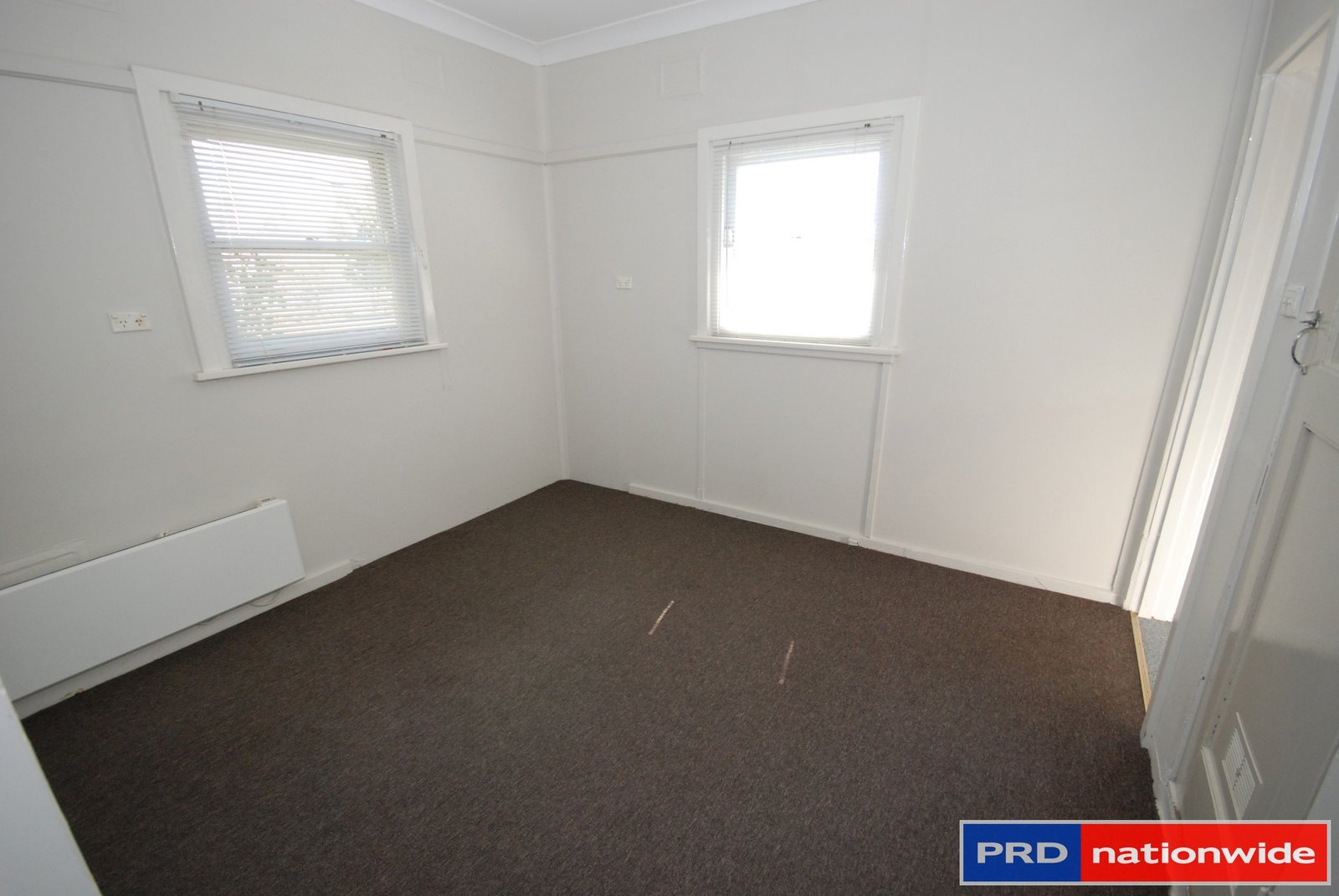 112 Molonglo Street BUNGENDORE 9