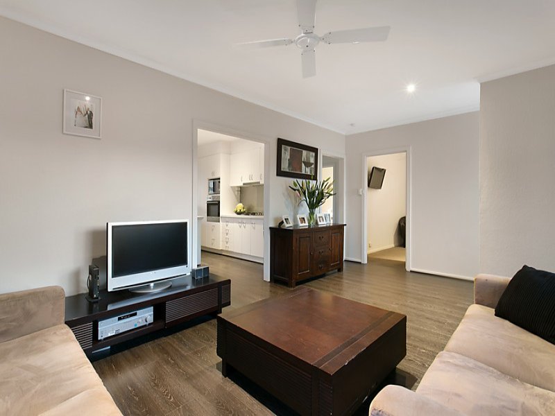 Gallery: 1/12 Moorong Street